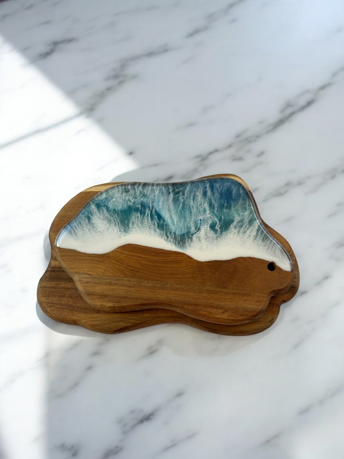 Luxury Acacia Charcuterie Board ā Available in Laser-Engraved or Ocean Resin Design