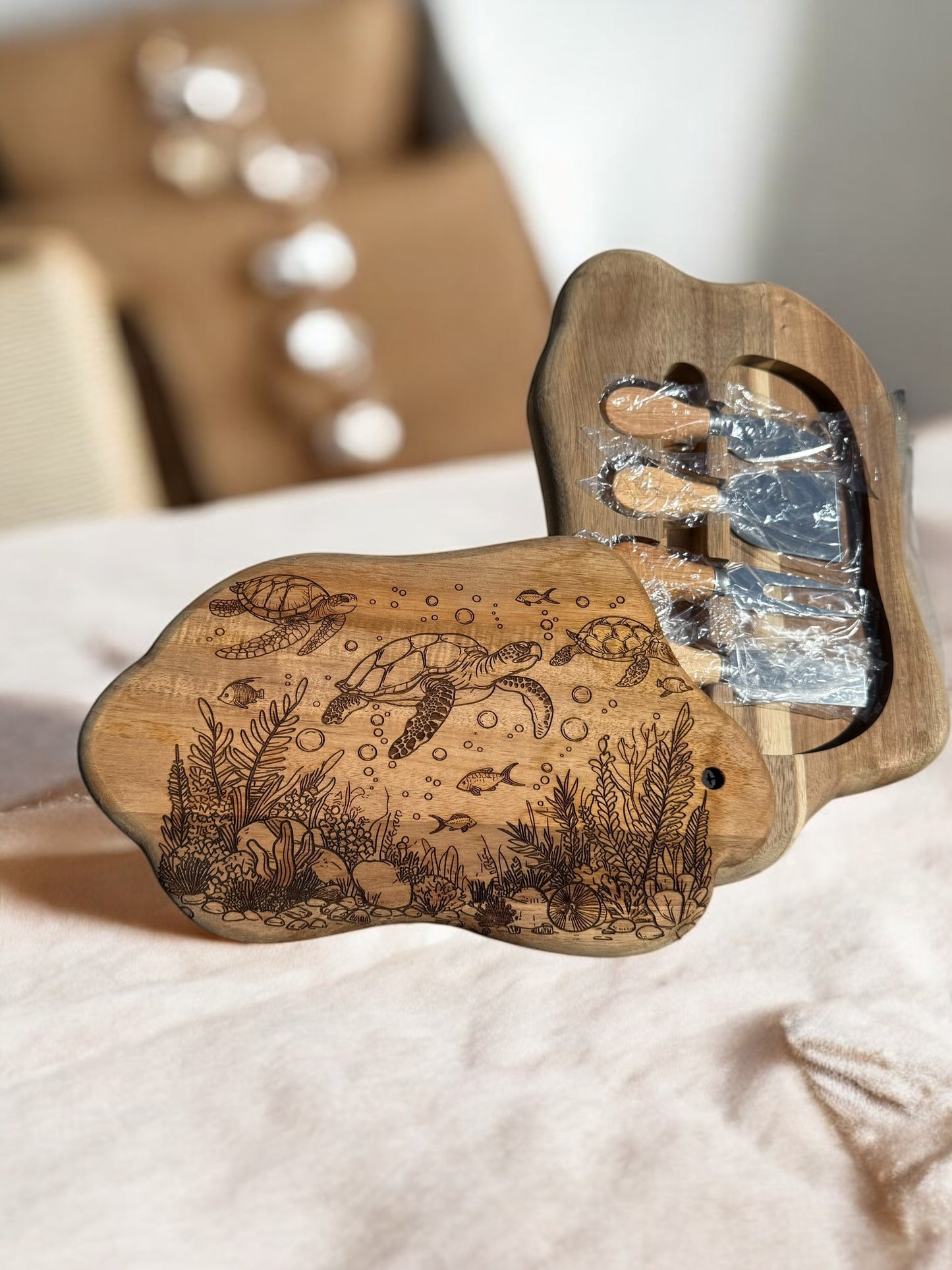 Luxury Acacia Charcuterie Board ā Available in Laser-Engraved or Ocean Resin Design