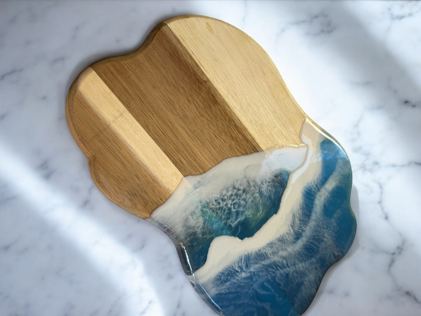 Luxury Acacia Charcuterie Board ā Available in Laser-Engraved or Ocean Resin Design