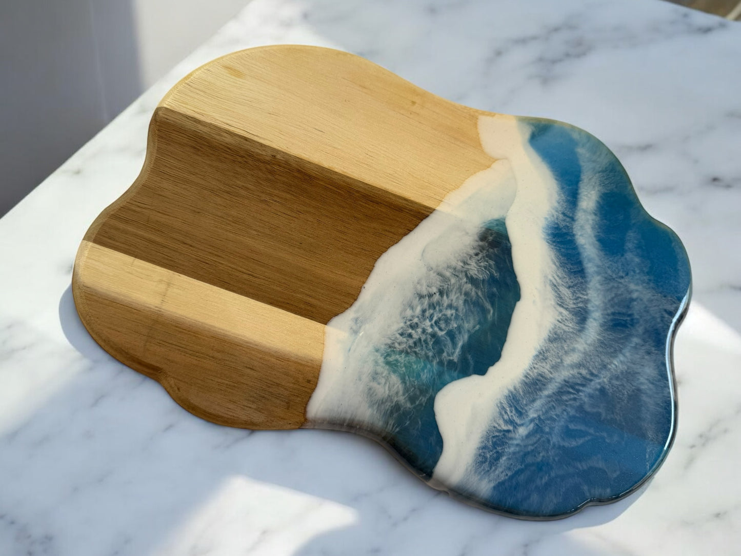 Luxury Acacia Charcuterie Board ā Available in Laser-Engraved or Ocean Resin Design