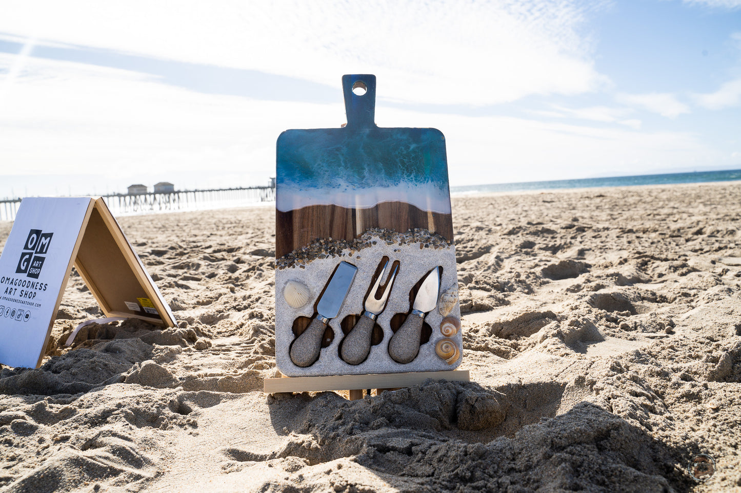 Ocean Resin Handmade Hardwood Charcuterie / Cheese Board with 3 Resin beach sand Utensils - Omagoodness Art Shop