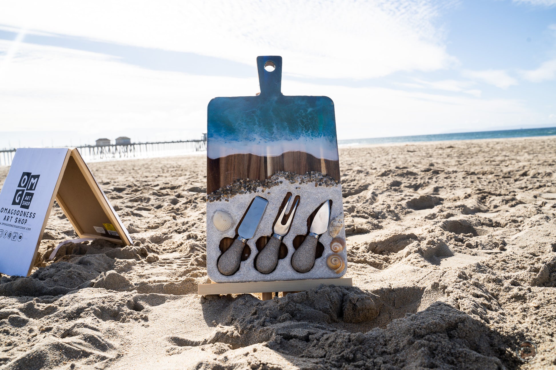 Ocean Resin Handmade Hardwood Charcuterie / Cheese Board with 3 Resin beach sand  Utensils - Omagoodness Art Shop