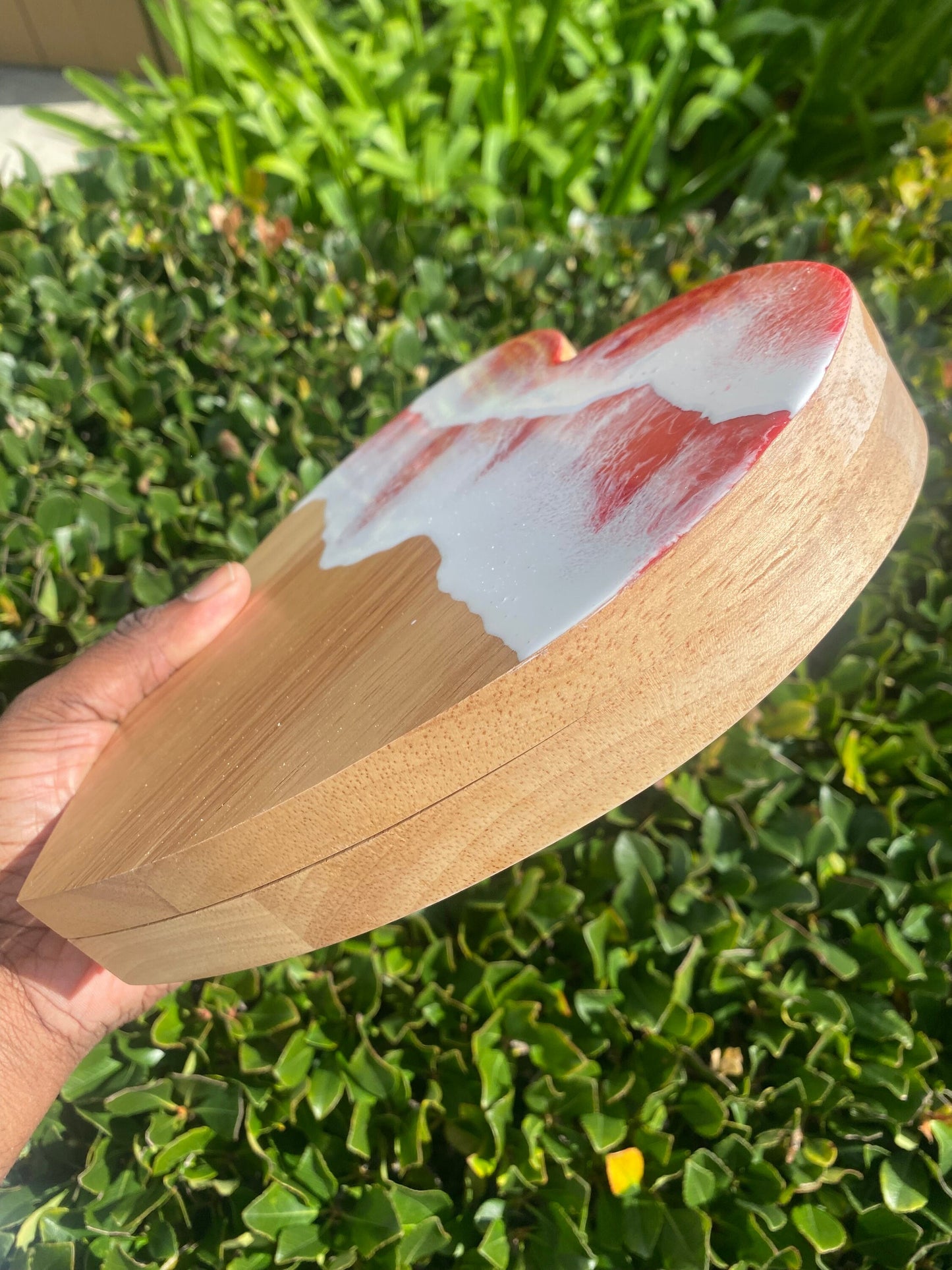 Valentine Handmade Ocean Resin Wood Cheese Board & Knife Set - Heart-Shaped Charcuterie Board - Miniature Cutting Board - Cheese Platter