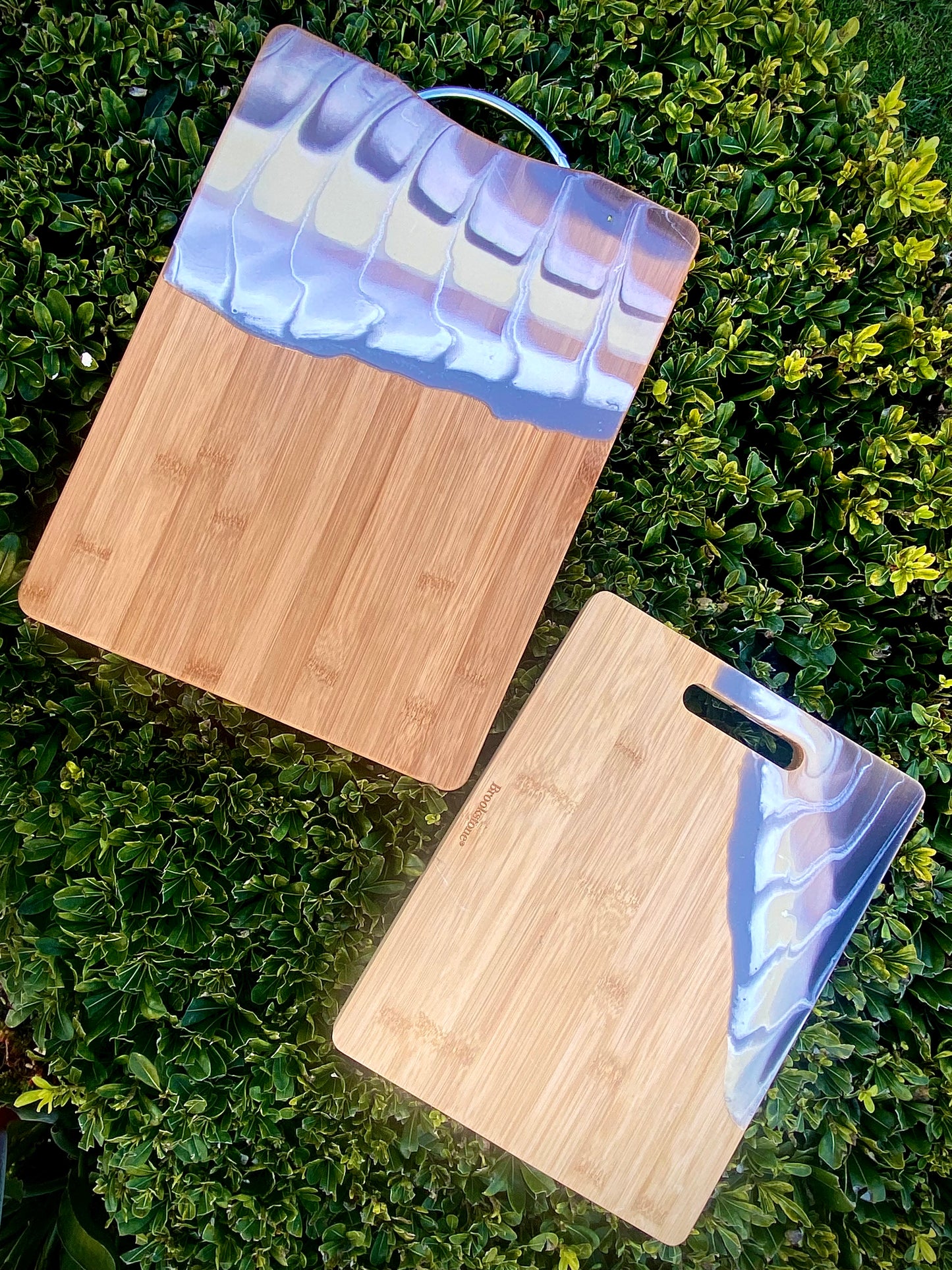 Elegant Resin Display Board  | Charcuterie Board | Cheeseboard | Kitchen Decor Board - Omagoodness Art Shop