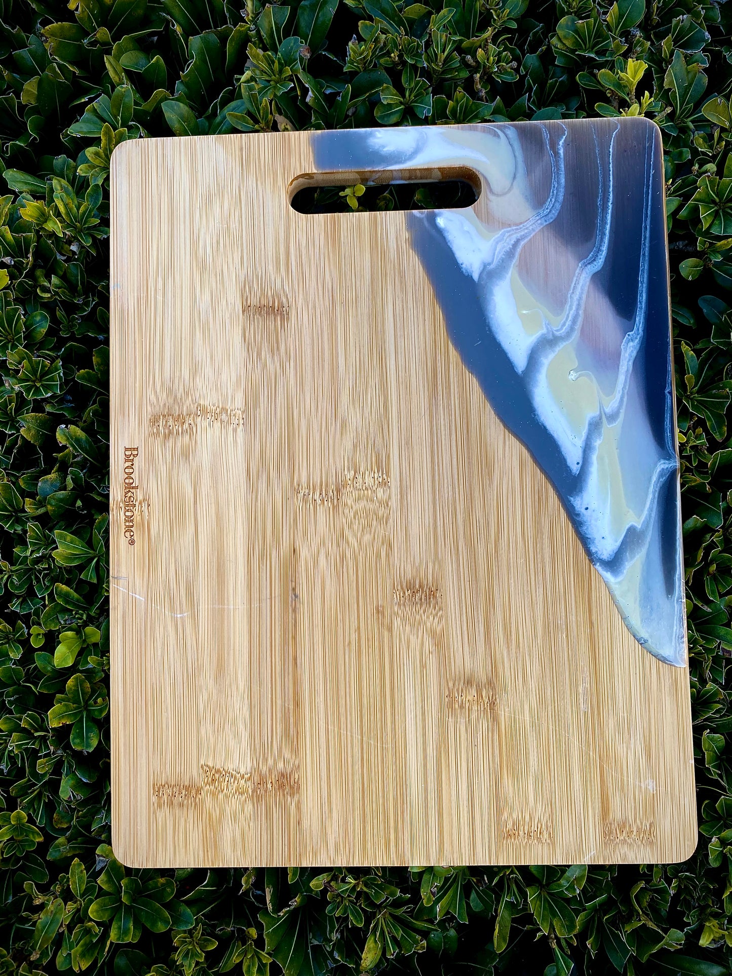 Elegant Resin Display Board  | Charcuterie Board | Cheeseboard | Kitchen Decor Board - Omagoodness Art Shop