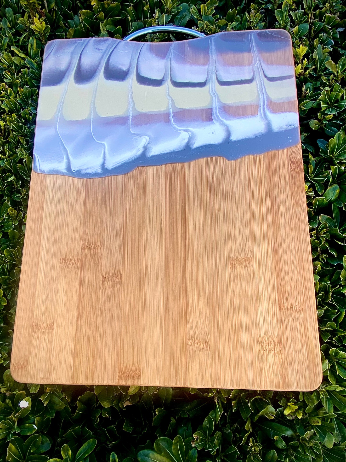 Elegant Resin Display Board  | Charcuterie Board | Cheeseboard | Kitchen Decor Board - Omagoodness Art Shop