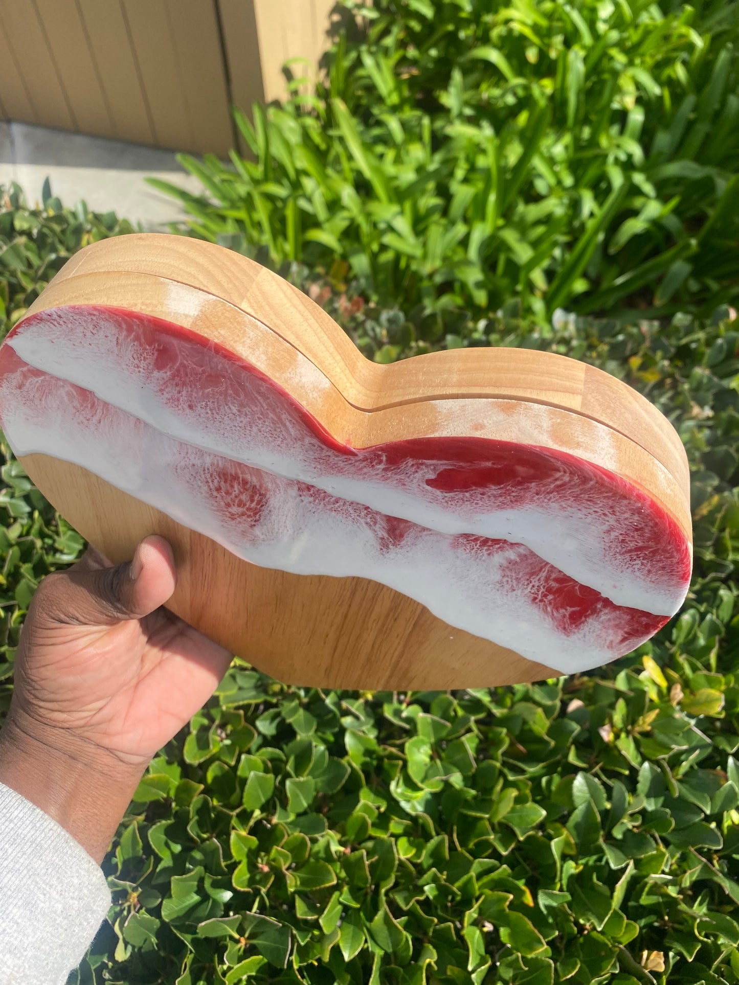 Heart-Shaped Handmade Ocean Resin Wood Cheese Board & Knife Set - Charcuterie Board - Miniature Cutting Board - Wine Meat Cheese Platter