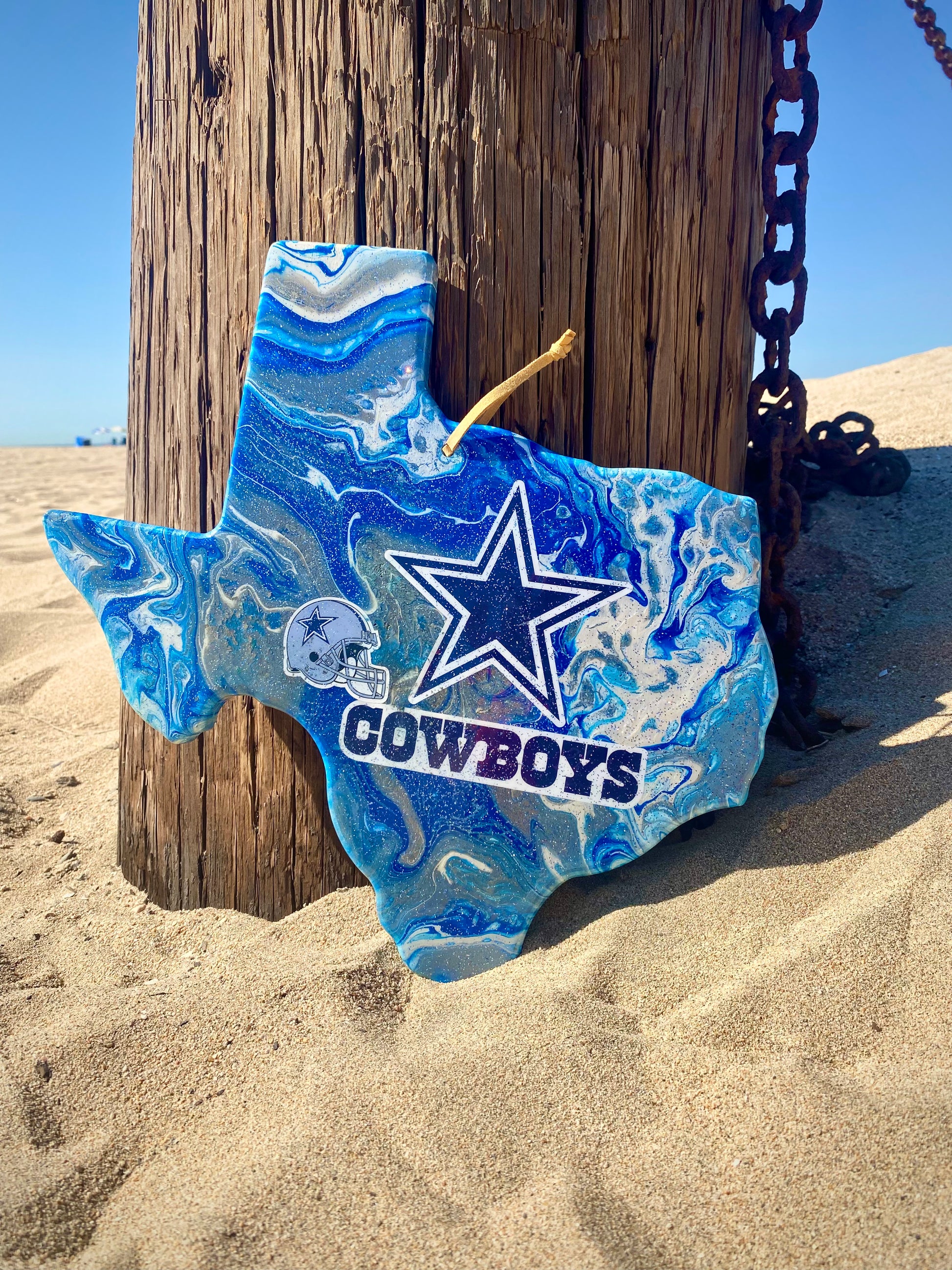 Dallas Cowboys Resin Texas Shaped Cheeseboard Charcuterie Display board - Omagoodness Art Shop