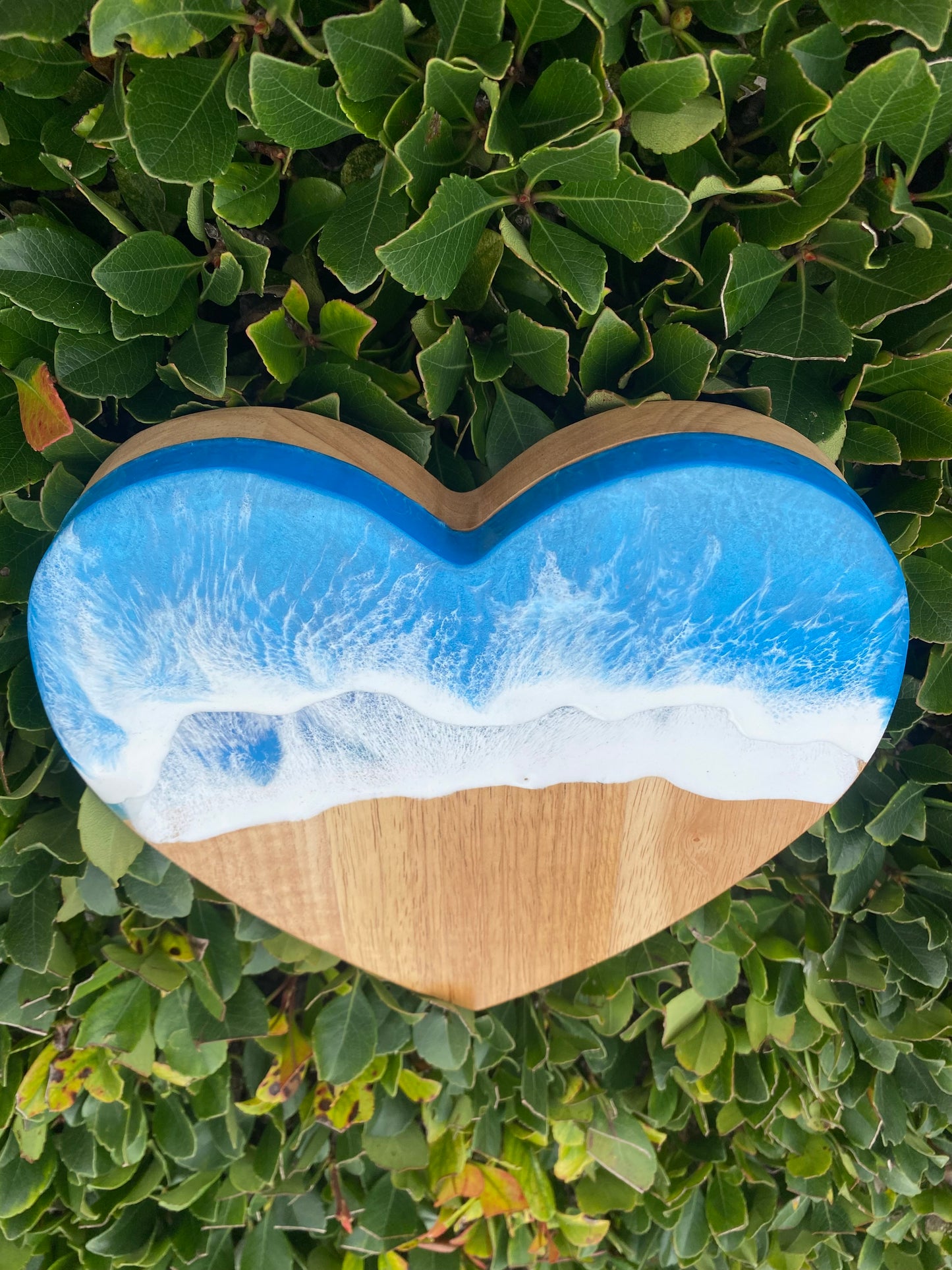 Heart-Shaped Handmade Ocean Resin Wood Cheese Board & Knife Set - Charcuterie Board - Miniature Cutting Board - Wine Meat Cheese Platter