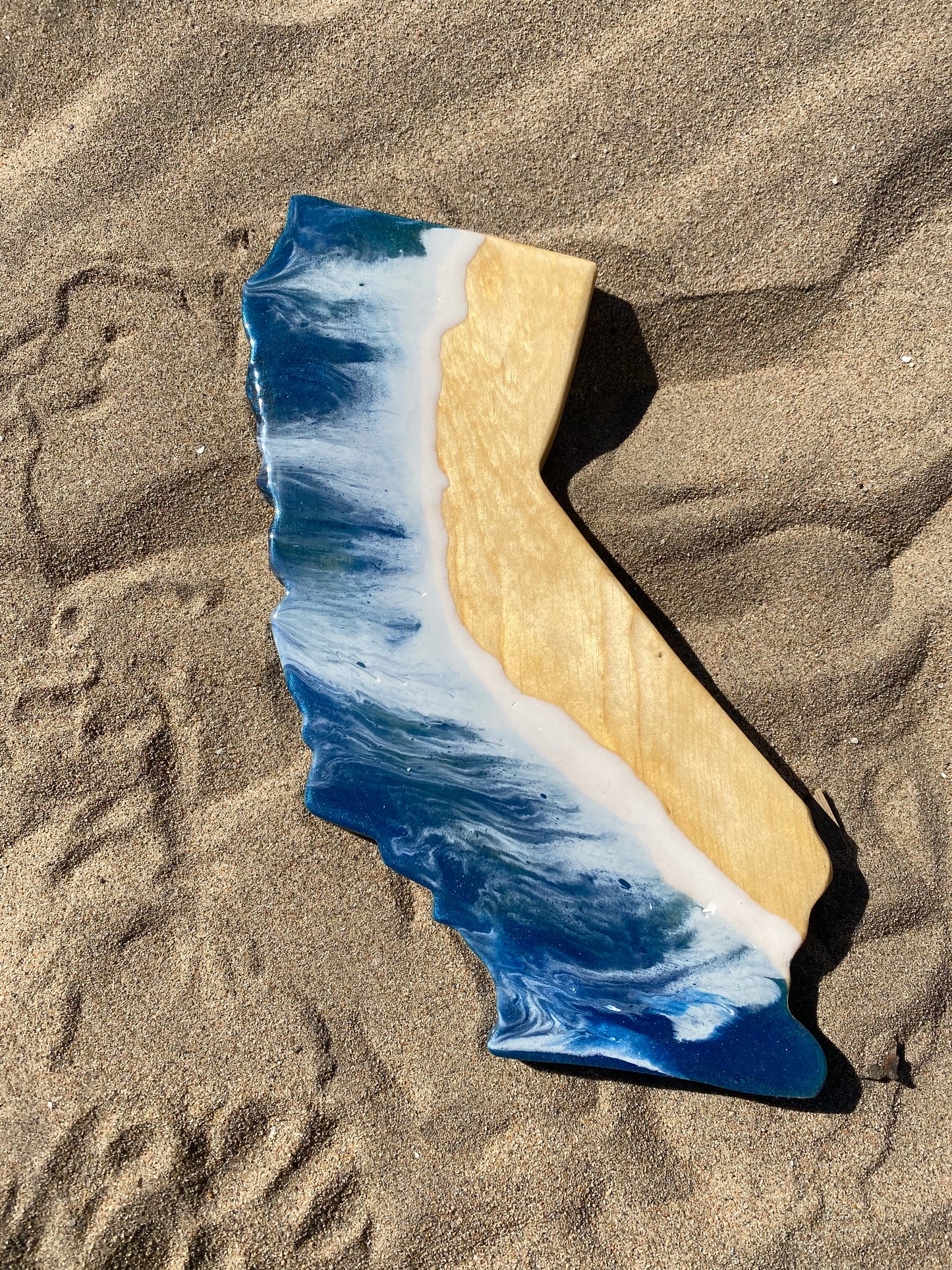 Unique California Shaped Ocean Wave Resin Charcuterie Display Board - Omagoodness Art Shop