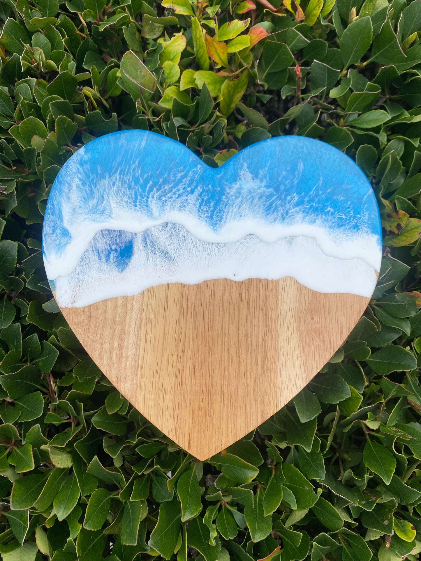 Heart-Shaped Handmade Ocean Resin Wood Cheese Board & Knife Set - Charcuterie Board - Miniature Cutting Board - Wine Meat Cheese Platter