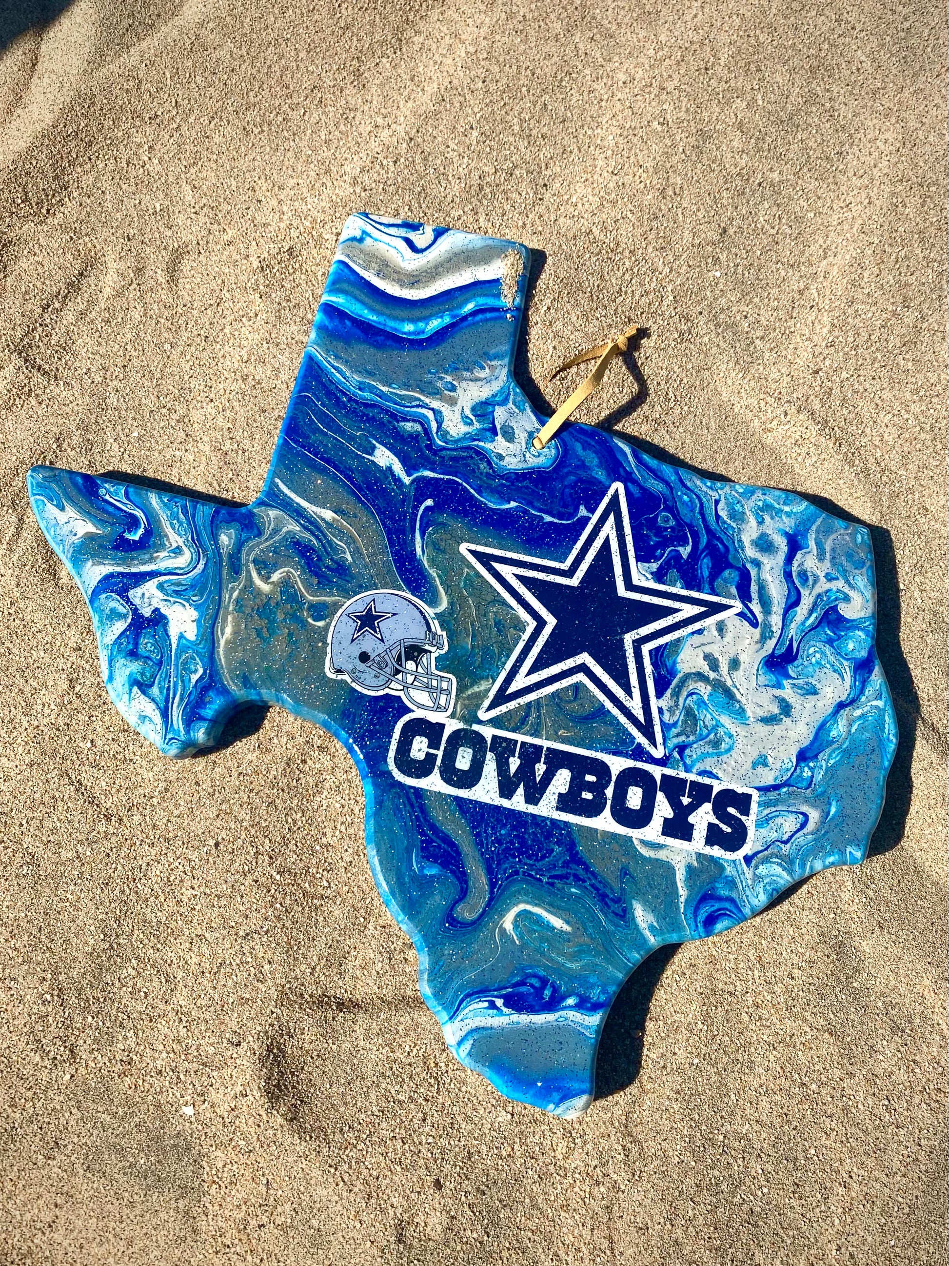 Dallas Cowboys Resin Texas Shaped Cheeseboard Charcuterie Display board - Omagoodness Art Shop