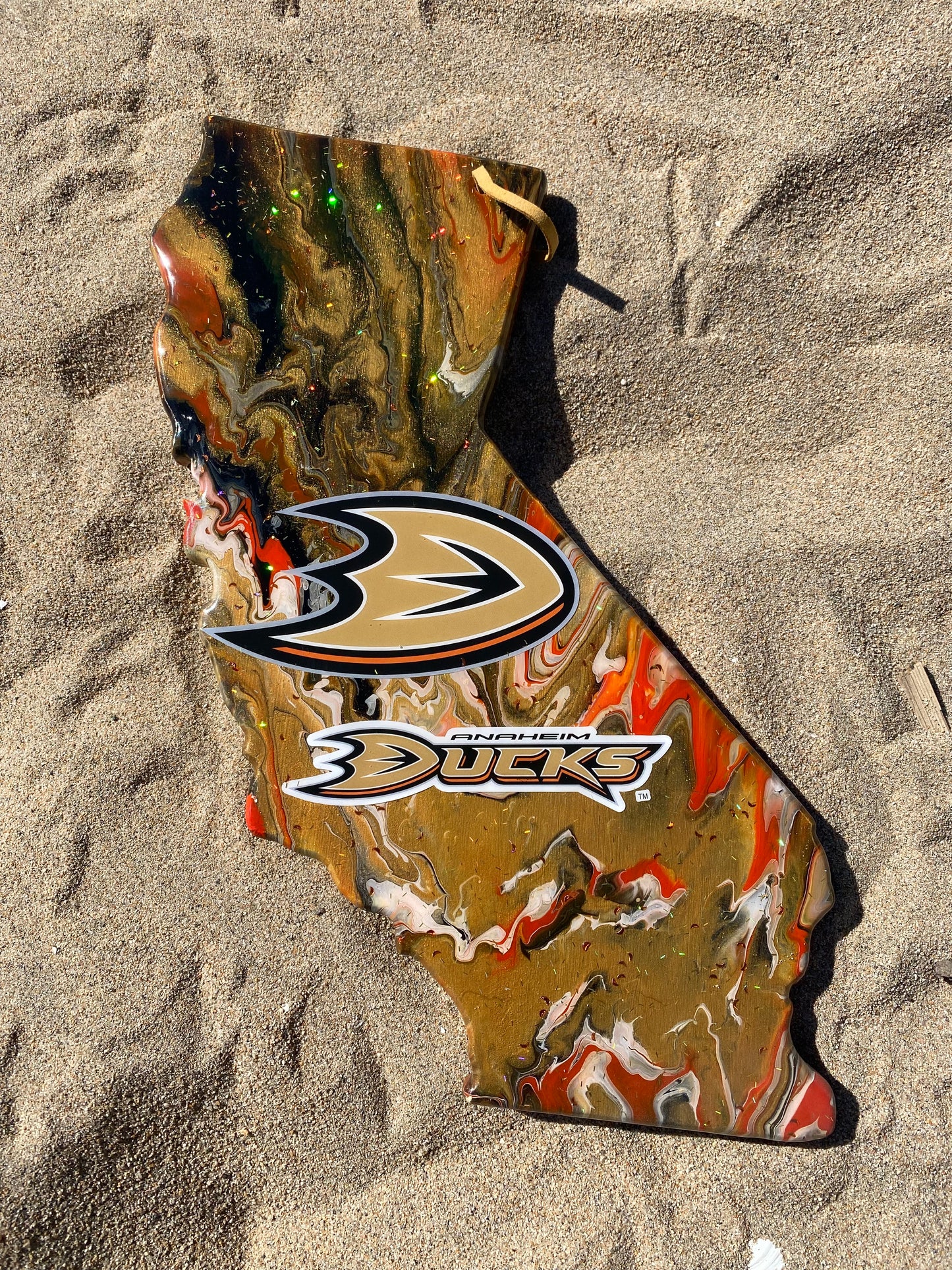 Anaheim Ducks Resin California Shaped Cheeseboard Charcuterie Display board - Omagoodness Art Shop