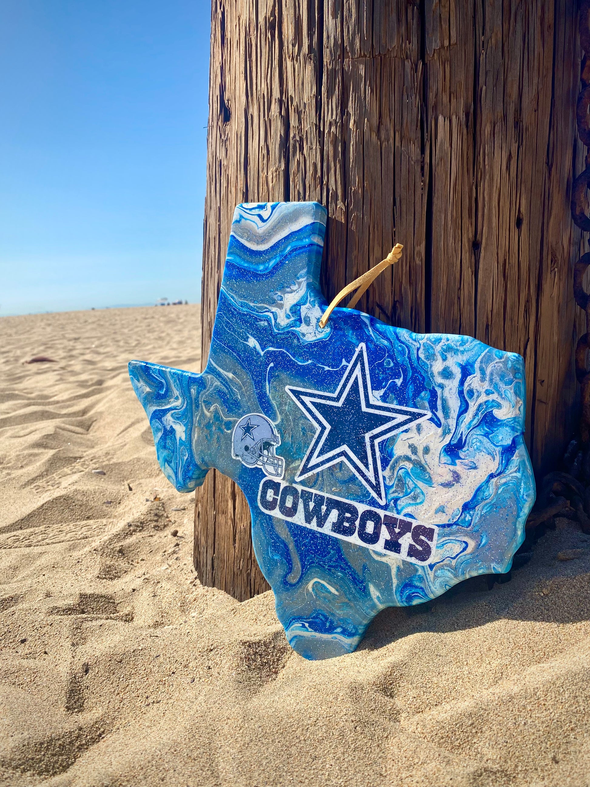 Dallas Cowboys Resin Texas Shaped Cheeseboard Charcuterie Display board - Omagoodness Art Shop