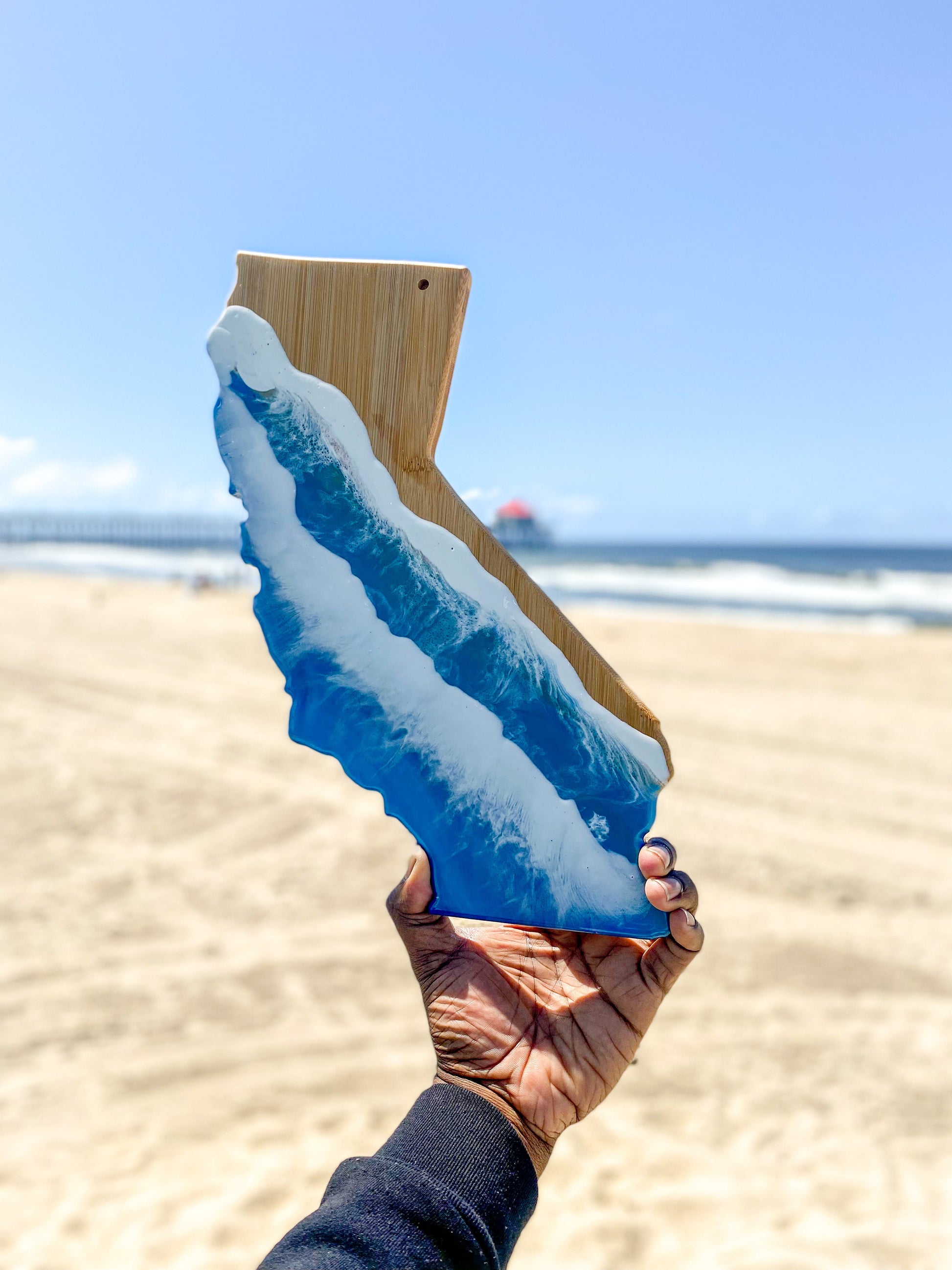 California Shaped Ocean Wave Resin Charcuterie Display Board - Omagoodness Art Shop